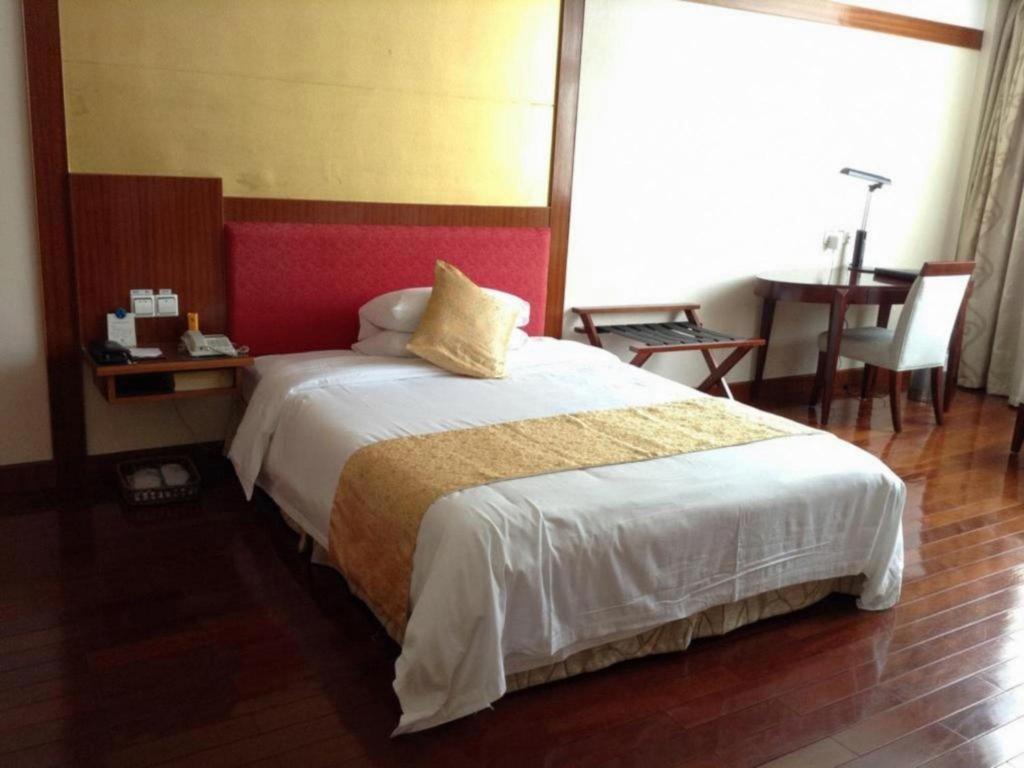 Golden Lustre Hotel Shenzhen Exterior foto